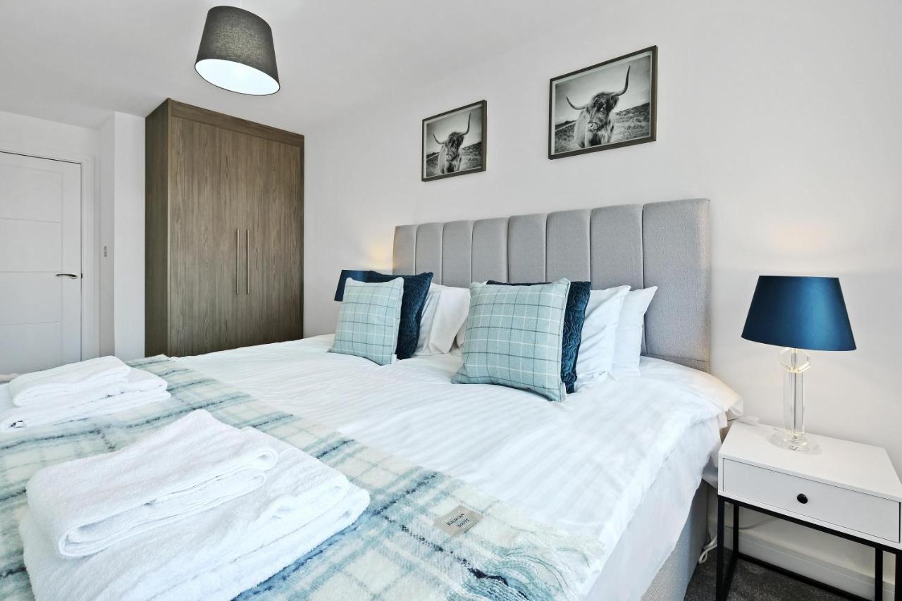 St Martins 2 Bedroom Apartments In Ruislip By 360 Stays Екстериор снимка